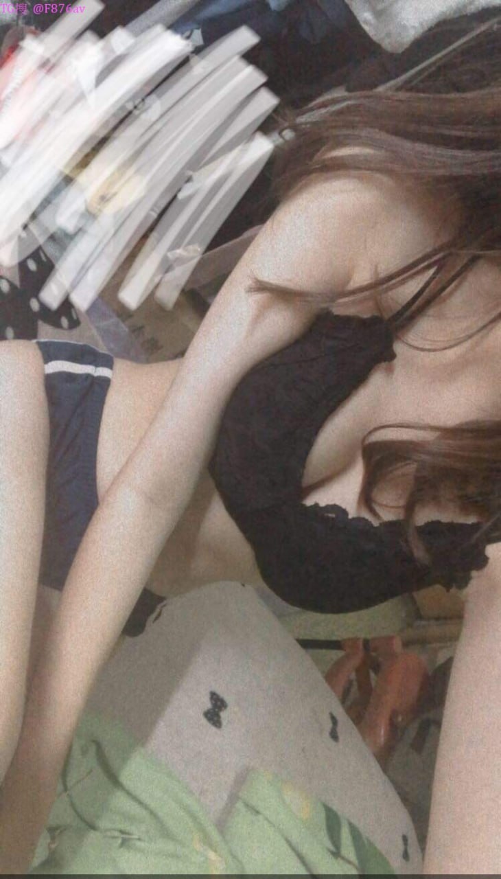 Những cô nàng đồng tính nữ kinky đang quan hệ bằng tay