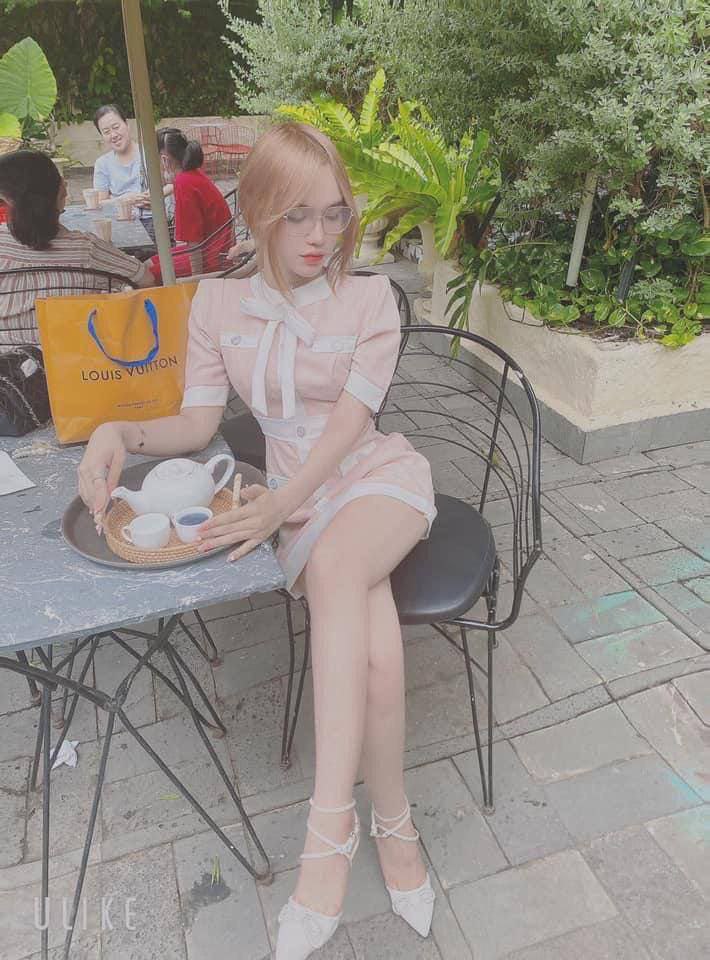 Tôi đã thử quan hệ tình dục qua đường hậu môn lần đầu tiên khi tôi 18 tuổi và tôi đã thực sự yêu thích nó. Cận cảnh