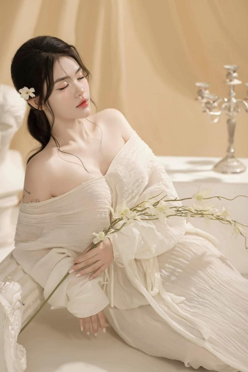 Lồn vợ bạn vẫn là cái lồn hảo hạng nhất