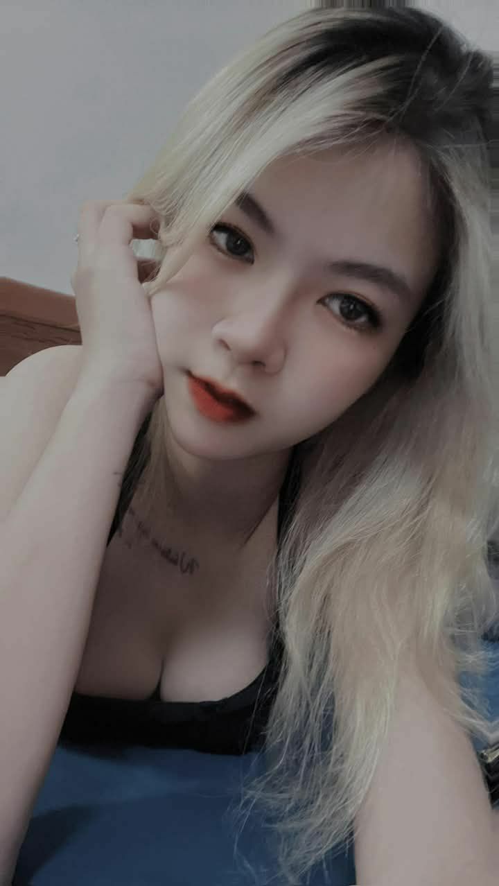 Sau thời gian sống chung, vợ của con trai dần dần yêu bố nhiều hơn cả chồng